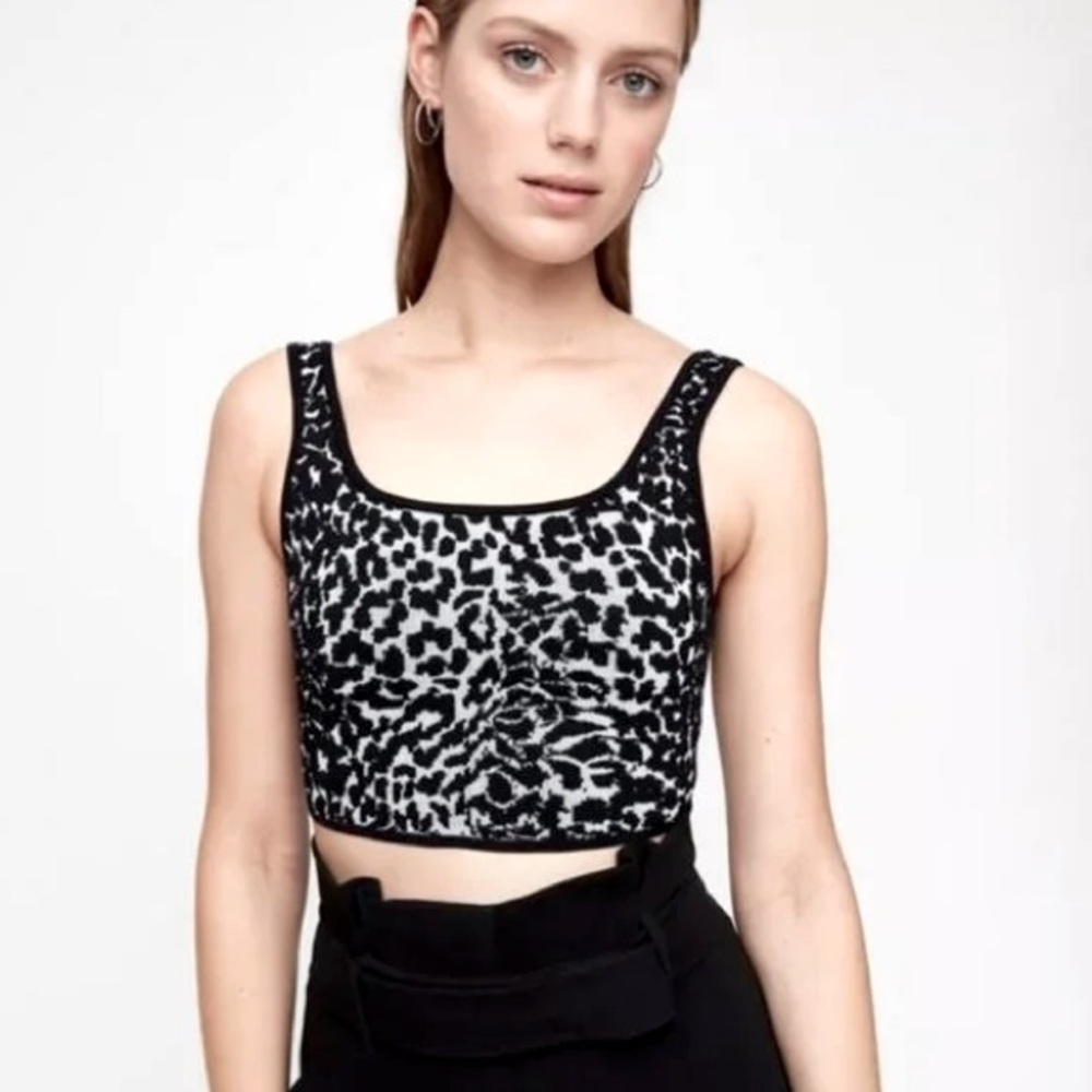 Babaton by Atitzia Arjun Leopard Sculpt Knit Tank Top Black White/Grey XS
NWOT